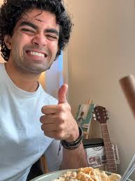 Roommate wanted in West Loop or Lincoln Park