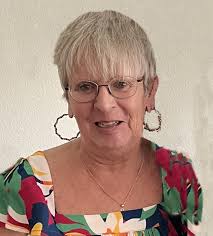 Hattie Rider's Instagram, Twitter & Facebook