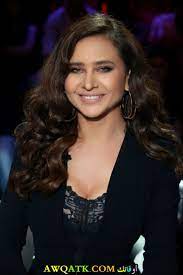 تحتفل الفنانة نيللي كريم بعقد قرانها على لاعب الاسكواش السابق هشام عاشور، على شواطئ البحر الأبيض بالساحل الشمالي، وسط عدد من الأقارب والأصدقاء المقربين. Ù†ÙŠÙ„Ù„ÙŠ ÙƒØ±ÙŠÙ… Ø²ÙˆØ¬Ù‡Ø§ Ø·ÙˆÙ„Ù‡Ø§ Ø¯ÙŠØ§Ù†ØªÙ‡Ø§ Ø¨Ø±Ø¬Ù‡Ø§ Ø¨Ù†Ø§ØªÙ‡Ø§ ØµÙˆØ±Ù‡Ø§ ØªÙ‚Ø±ÙŠØ± ÙƒØ§Ù…Ù„