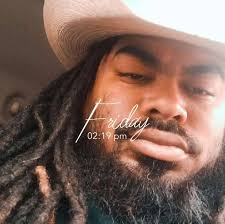 Made my first smash burger 🍔 and I'ma just say I've been cooking burgers  wrong this whole time. If you ain't done it do it 👍🏽