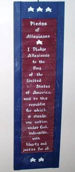 Hand Painted Pledge Of Allegiance On Old Shutter Show Your Patriotism 25 00 Via Etsy Old Shutters Americana Decor Kids Deco
