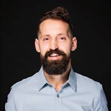 I'm 100 days sober. Year end is such a great tool for reflection. This is  my 43. I feel physically & mentally stronger than ever. I push my muscles  to exhaustion &