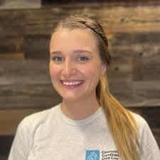 Courtney Pearce's Instagram, Twitter & Facebook