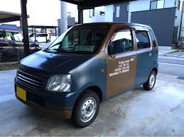 スズキ ワゴンrをレインブーツネイビーとアースカラーで刷毛塗り全塗装 刷毛 ハケ ローラーで車をdiyで全塗装しよう ワゴンr スズキワゴンr スズキ