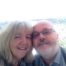 Does anyone know of a good cooking class for Paella, must be in English  Thanks