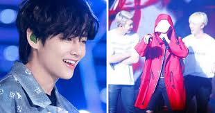 Bts's v is known for his unique fashion style, featuring tons of patterned shirts and funky colors. Bts S V Isn T Giving Up On Joining The Rap Line In 2020