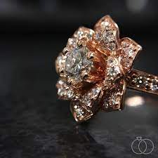 We Take The Phrase Blushing Bride Pretty Literally With A Peter Lam Rose Gold Rose Gold Engagement Ring Flower Engagement Ring Rose Gold Rose Engagement Ring