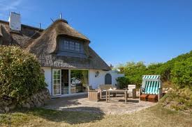traum doppelhaus unter reet fur 4 personen mit sauna direkt am strand ferienhaus syltbeach in list sylt ferienhaus sylt sylt ferienwohnung ferienhaus am strand