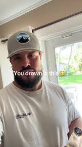 Andrew Posey's Instagram, Twitter & Facebook