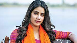 She is a daughter of actress sridevi (late) and boney kapoor. Jhanvi Kapoor Wiki Age Family Boyfriend Biography More Wikibio