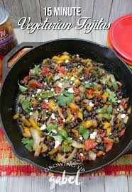 Quick And Easy Vegetarian Fajitas Are Made On A Skillet On The Stove Top With Canned Black Beans And Frozen Onion Vegetarian Fajitas Fajitas Vegitarian Recipes