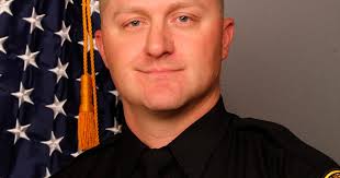 California sheriff's deputy, suspect dead following shootout