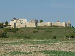 File Villebois Castle1 Jpg Wikimedia Commons Chateau Monuments Historiques Chapelle Romane