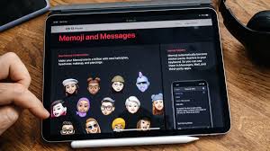 How To Hide Memojis In Ios 13 And Ipados 13 Messaging App Settings App Iphone Keyboard