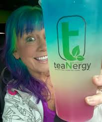 Orange 🍊 with lemonade and a blue raspberry topper 💙🧡 Tea2Go TeaN'ergy  Stephenville