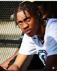 Action at the cage 2024