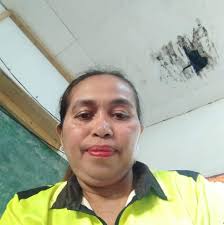 BATA, SINABUYAN NG KUMUKULONG TUBIG NG KANYANG AMAIN Isang bata sa Cebu,  binuhusan ng kumukulong tubig ng kanyang amin dahil hindi raw nito  nagustuhan ang ulam! Kaso ng child abuse sa Pilipinas,