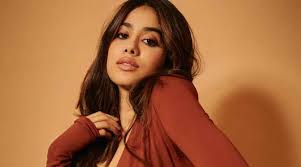 The actual spelling of her name is janhvi, but since the name jhanvi trended first, it spread over the internet. Janhvi Kapoor Decided To Live In The 1950s For A Day Here S How It Turned Out Lifestyle News The Indian Express