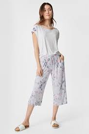 Pas question de dormir sans un pyjama douillet ? Pyjamas Pour Femme A Shopper En Ligne A Prix Minis E Shop C A