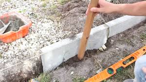Rasenkantensteine verlegen pflanzsteine setzen gartenwege anlegen sitzecken garten rohbau gartenanlage garten landschaftsbau im freien. Rasenkantensteine Setzen Randsteine Verlegen Kantensteine Schneiden Lege Youtube