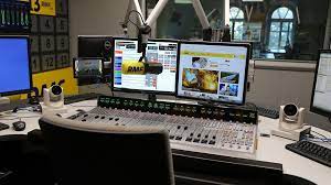 If you want to know more about this radio station full of 20 years of long history just start listening the station. 30 Lat Rmf Fm Studio Gorne