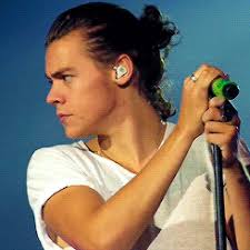 See Where Harry Styles Ranks Against 17 Other Man Buns Harry Styles Long Hair Harry Styles Hair Harry Styles Man Bun