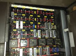 And blue wires) the diagram is t680 electric issues | truckersreport trucking forum dec 23, 2015there are three fuse panels on ngp's (t680 + t880, pb 567 + 579) with sleepers. 2013 Kenworth Fuse Box Square D Fuse Box Doors Autostereo Wirediagram Jeanjaures37 Fr