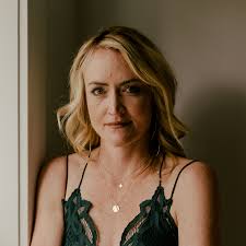 The Original Influencer and More: The Week in Reporter Reads