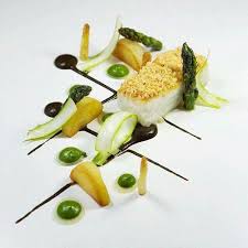 Wild Alaskan Halibut With Asparagus By Acquerello San Francisco Eten Visgerechten Foodstyling