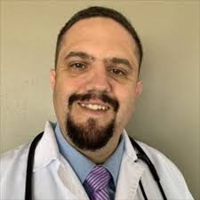 Ramiro Nicolás Darquea Calisto, Médico General en Quito