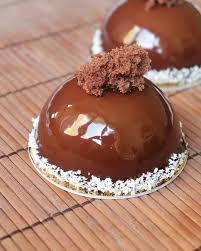Les Petits Domes Chocolat Et Noix De Coco Une Recette Deja Sur Le Blog Et Je Vous Ai Remis Le Lien Direct Dans M Recette Dome Chocolat Recette Tarte Au Citron