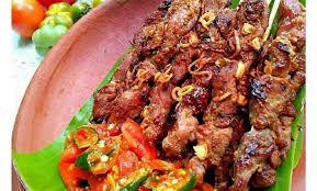 Resep sate maranggi ala chef devina hermawan. Spesial Idul Adha Resep Sate Maranggi Empuk Sambal Tomat