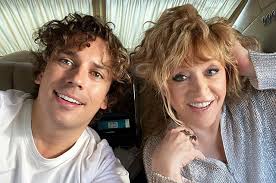 📮galkinmaxim13@gmail.com по вопросам организации концертов: Ulybka I Tomnyj Vzglyad Maksim Galkin Podelilsya Novym Video S Zhenoj Alloj Pugachevoj Spletnik