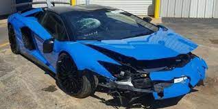 Aventador Roadster Limited Termurah Di Dunia Alami Kecelakaan Otosia Com