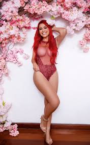 Atriz das pegadinhas do João kleber posa sensual em ensaio de lingerie |  Fábia Oliveira | O Dia