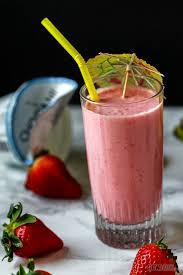 Strawberry Banana Smoothie With Yogurt And Orange Juice Recipe Recipe Banana Yogurt Smoothie Orange Juice Recipes Smoothie Recipes Strawberry