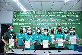 Bagi warga hulu langat, pusat konvensyen ini tentunya bukanlah lokasi yang asing anda semua, ia hanya juga dikenali sebagai lampu (light and motion putrajaya), acara mega ini merupakan anjuran perbadanan putrajaya yang merupakan ahli 'light urban community international (luci). Pru15 Pemuda Pas Sedia Bertanding Di Hulu Langat