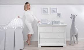 Niestety nie udało jej się to, ponieważ ku zaskoczeniu wszystkich na pokładzie samolotu spotkała qczaja.gwiazdy postanowiły nagrać wspólnie krótki filmik, podczas którego trener zdradził, że lecą do meksyku. Malgorzata Rozenek Majdan Celebrities Caramella