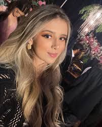 Nina Muniz (@ninamuniz) • Instagram photos and videos