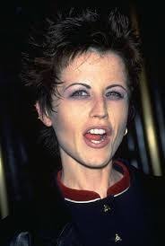 Apotelesma Eikonas Gia Taylor Baxter Burton Musicista Cantanti Cranberries