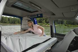 Vw caddy bike bett 2.0. Vw Caddy Life Tramper Bett Fahrt Mit Auto Motor At