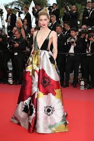 Maybe you would like to learn more about one of these? Les Plus Beaux Looks Du Festival De Cannes 2019 Festival De Cannes Robe De Star Idees De Mode