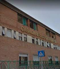 Non solo, è presente un grande salone per le manifestazioni, una palestra attrezzata per la fisioterapia e per la riabilitazione, nonché una cappella per il servizio religioso con riti liturgici settimanali. Casa Di Riposo Citta Di Asti Ancora Nessuna Risposta Dalla Regione Alle Proposte Di Cgil Cisl E Uil Dentro La Notizia
