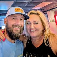 Need help editing obituary picture?