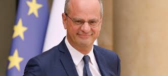 Une mesure vivement dénoncée par certains opposants politiques. Covid 19 La Jeunesse C Est La Priorite Du Plan De Relance Assure Jean Michel Blanquer