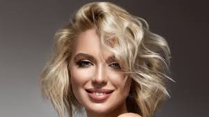 How To Choose The Best Short Hairstyle For Your Face