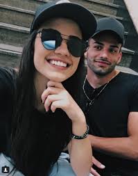 Em fevereiro de 2021, o casal realizará uma festa para celebrar a união com os amigos. Isadora Pompeo Esta Namorando Jogador De Futebol Thiago Maia