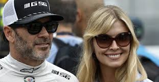 TC Daily Pit Stop: Denny Hamlin Masterful in Double Overtime Win at Dover; Dillon,  Gibbs Advance in In-Season Tournament