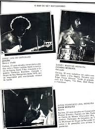 Saí na porrada com ele. Ney Matogrosso Programas E Encartes