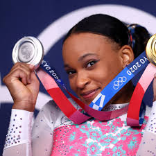 Rebeca Andrade, a exceção em um país que desvaloriza o esporte, triunfou  por meio de uma política eficaz